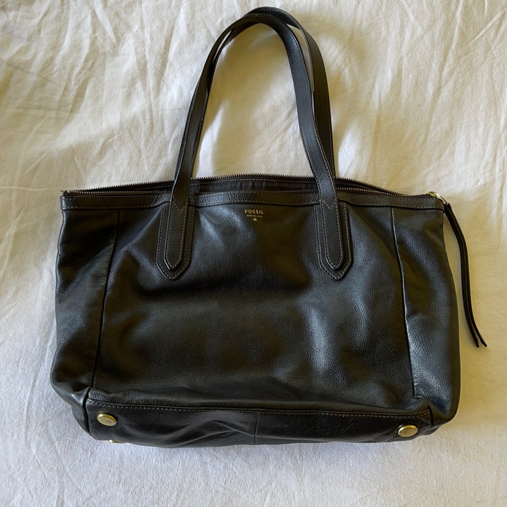 Black Leather Fossil Bag